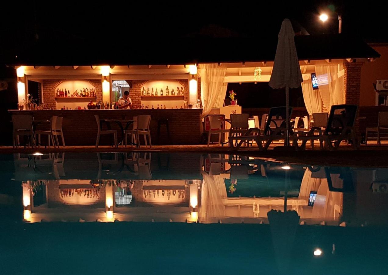 Dora'S Apartments Kavos Luaran gambar