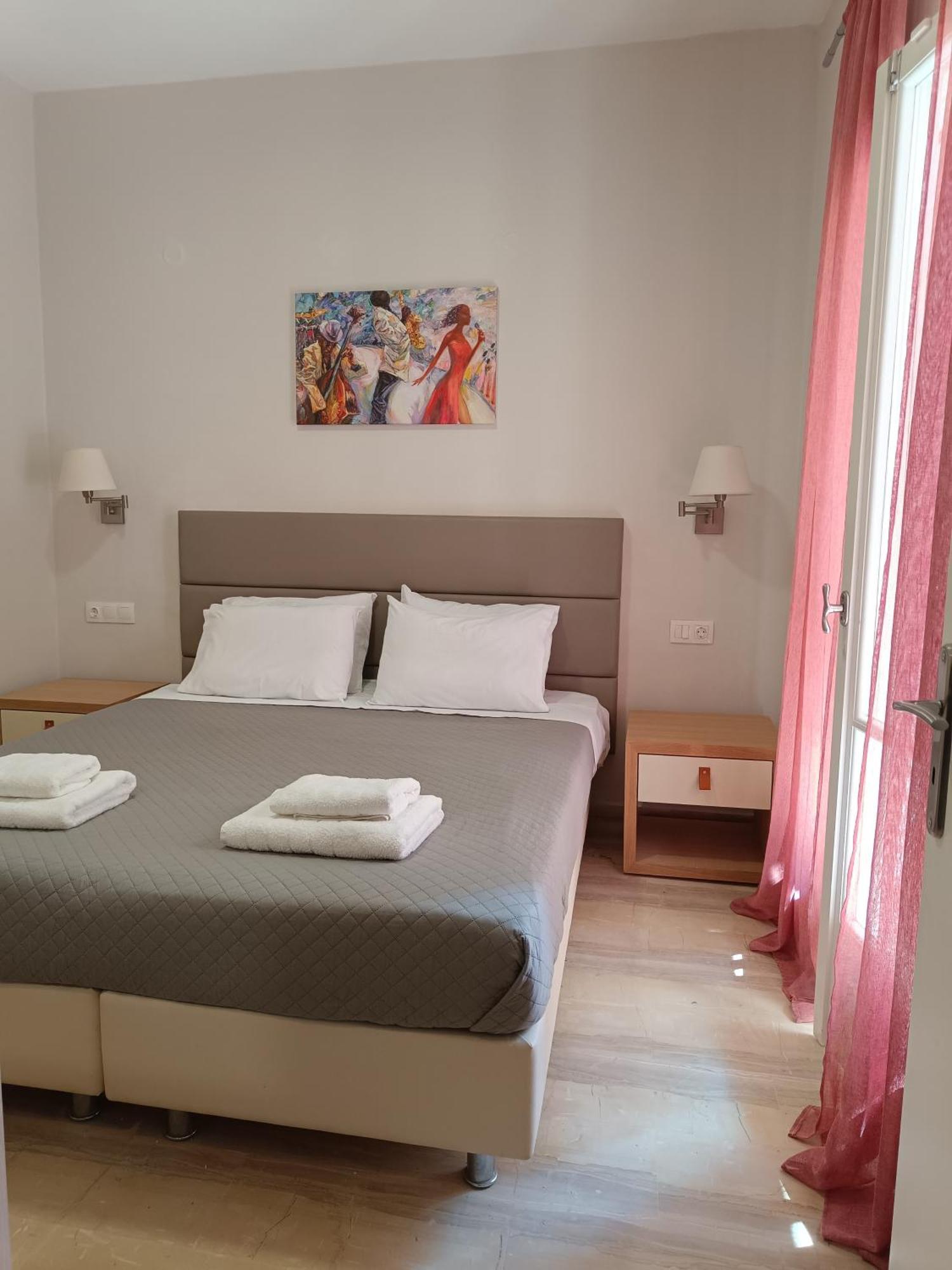 Dora'S Apartments Kavos Luaran gambar