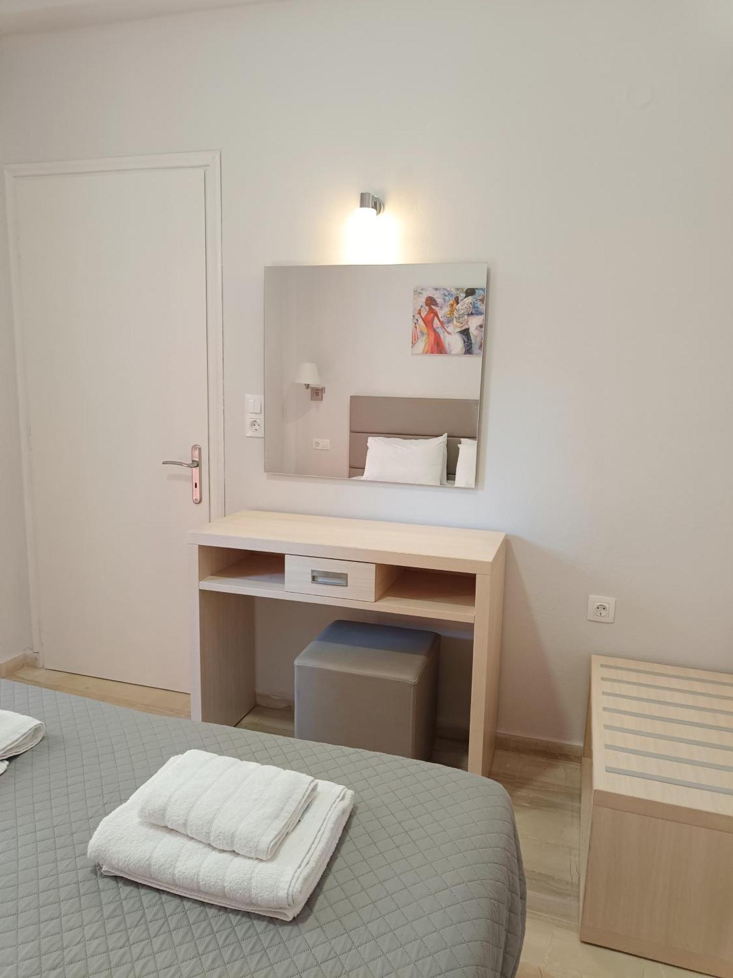 Dora'S Apartments Kavos Luaran gambar