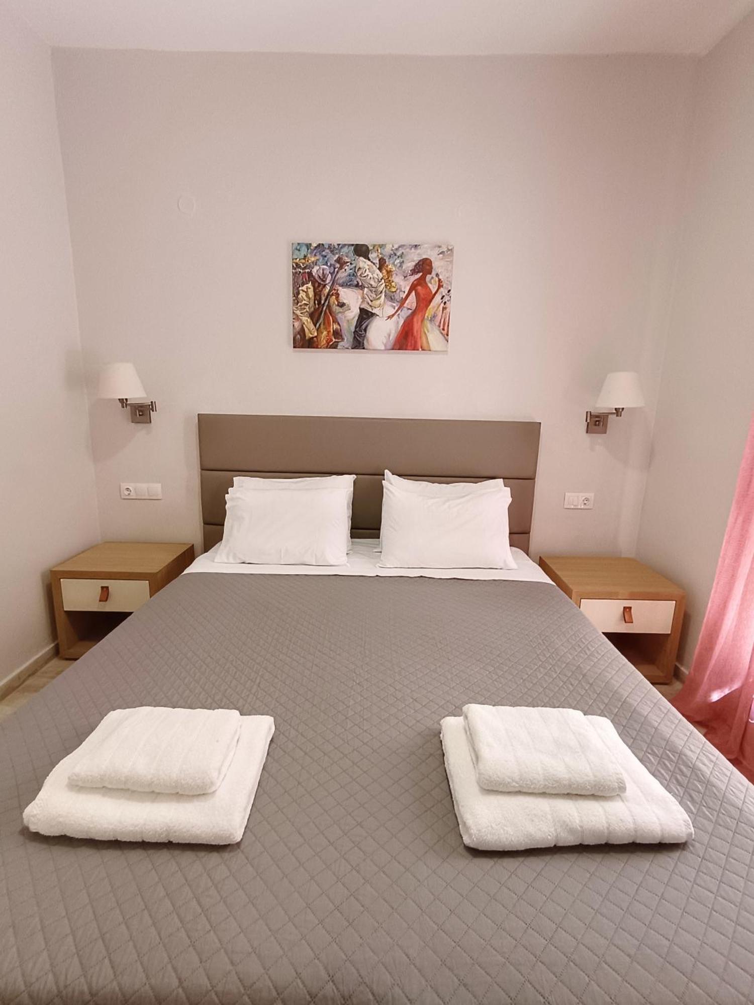 Dora'S Apartments Kavos Luaran gambar